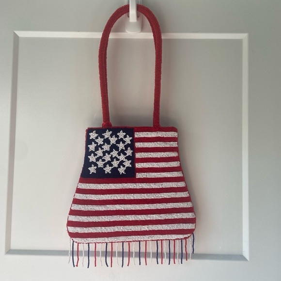Vintage Beaded American Flag Purse - Picture 2 of 13